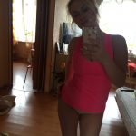 Милая студенточка пригласит в гости мужчину в Сургуте
